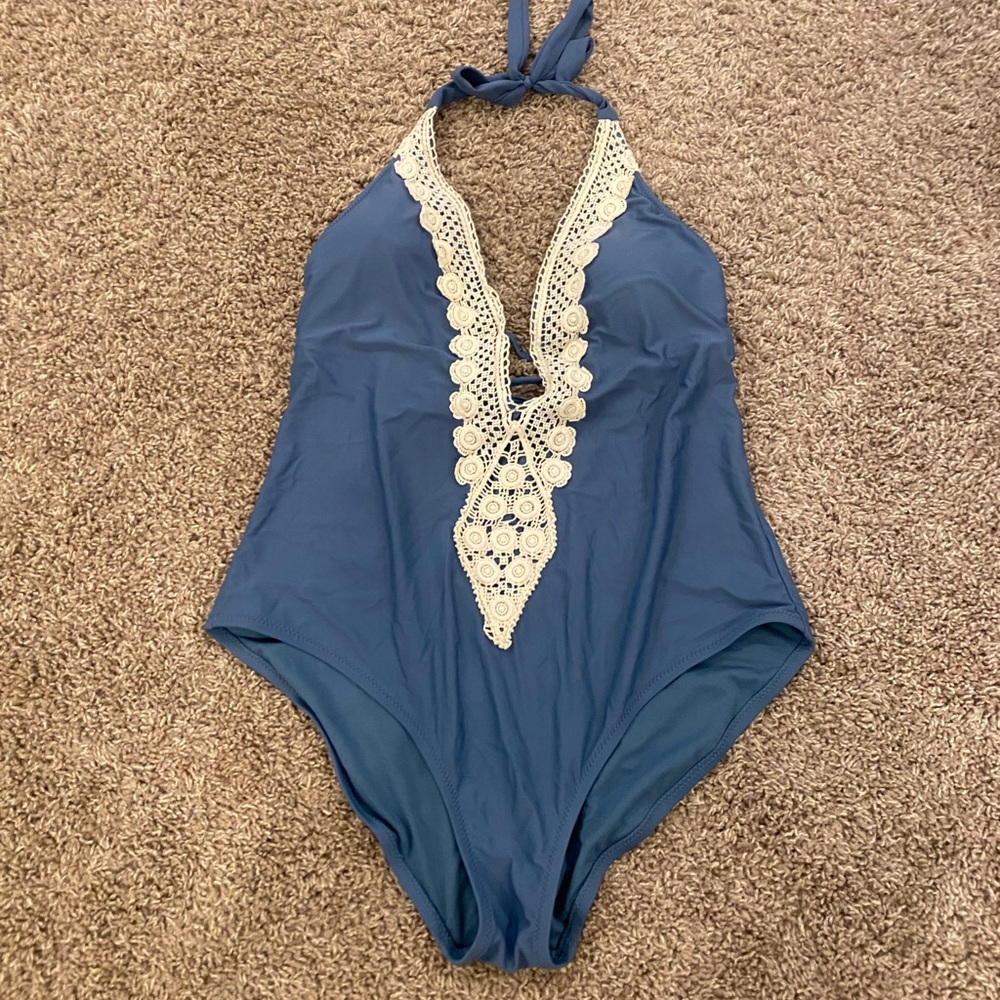 One piece Kona sole XL swim suite